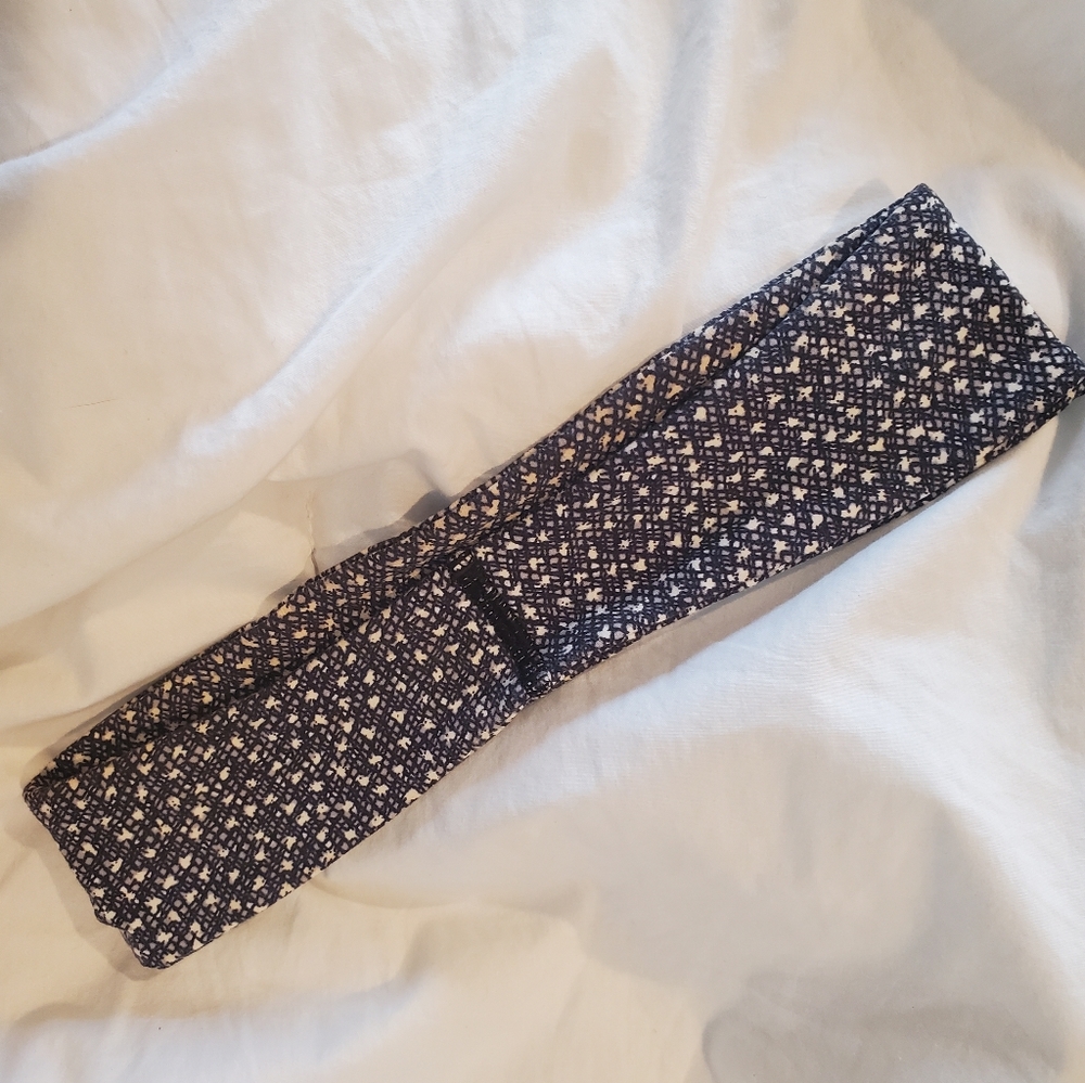 Lululemon headband lot - Picture 3 of 15